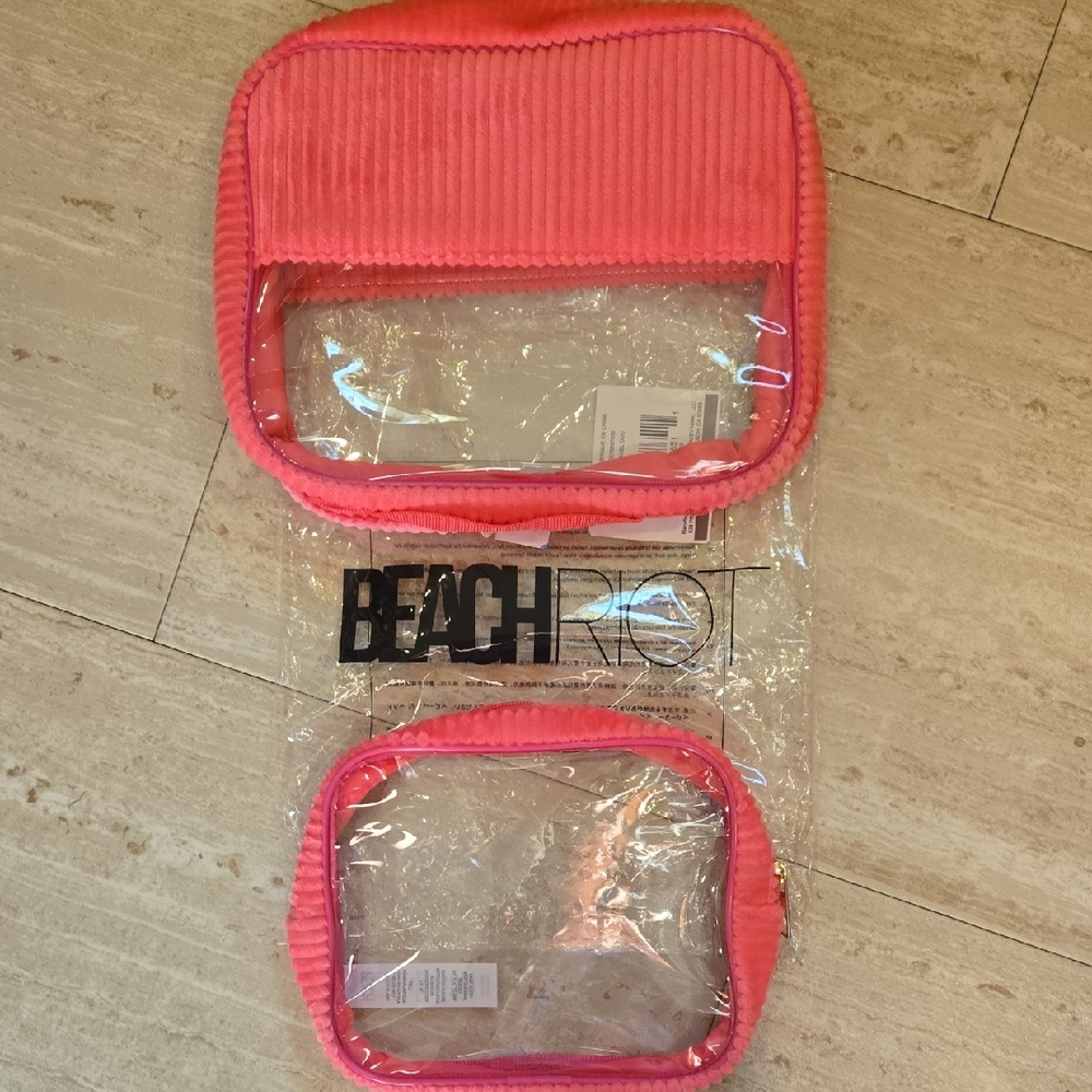 New Beach Riot Pink Zipper Travel Duo
